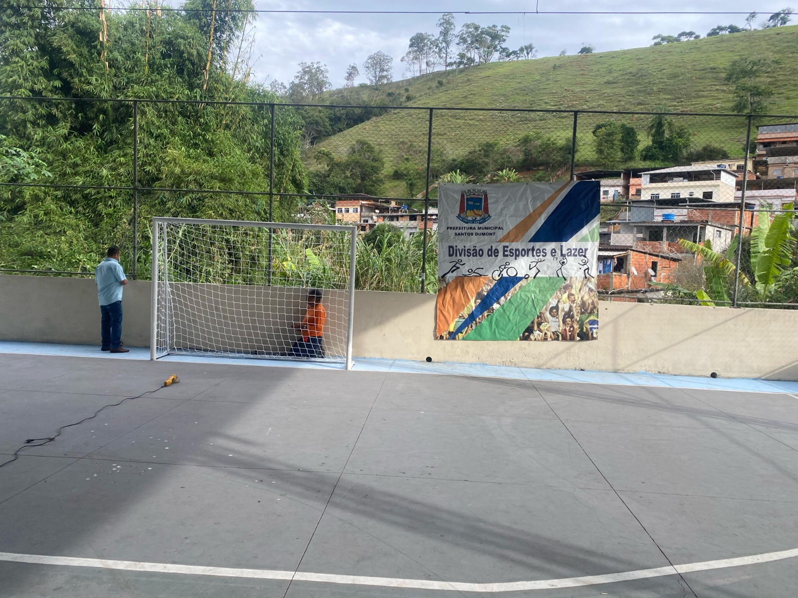 Secretaria de Esporte promove mutirão de inscrições para futsal e vôlei na manhã desta sexta na quadra do Bairro da Glória